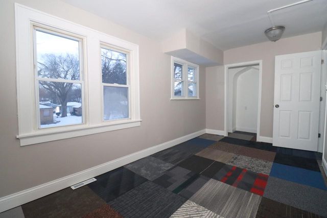 5113 N 55th STREET, Milwaukee, WI 53218