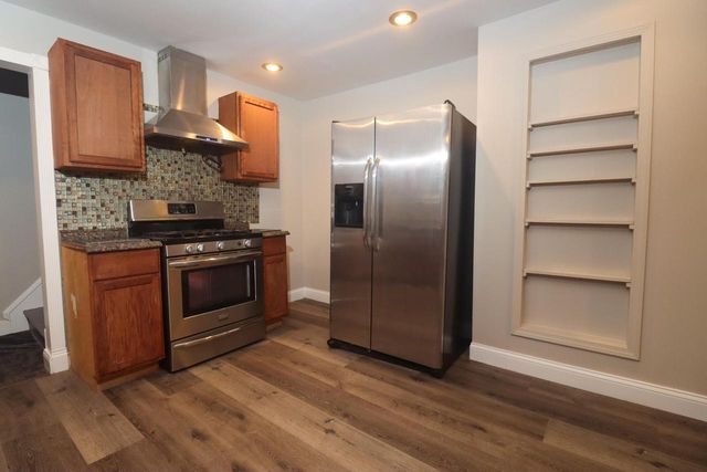 5113 N 55th STREET, Milwaukee, WI 53218