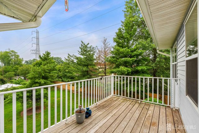 351 Ventnor Court, Piscataway, NJ 08854