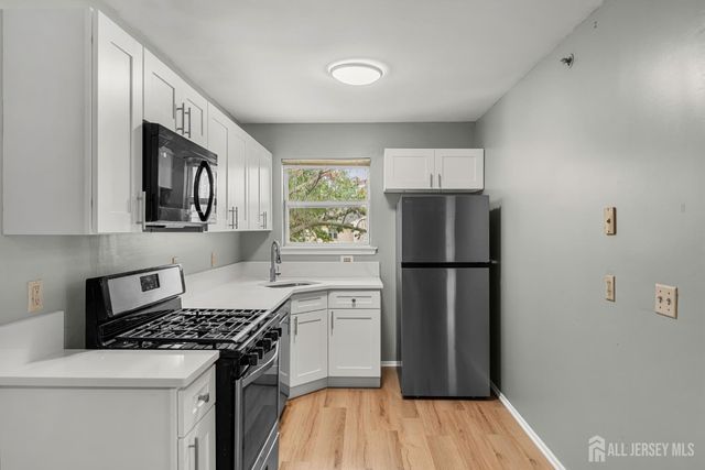 351 Ventnor Court, Piscataway, NJ 08854