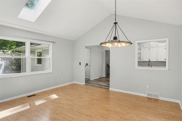 4029 Sunvalley Drive, Kalamazoo, MI 49008