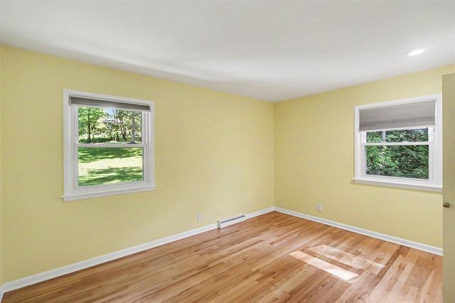 4029 Sunvalley Drive, Kalamazoo, MI 49008