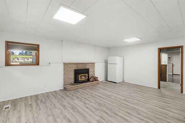 4029 Sunvalley Drive, Kalamazoo, MI 49008