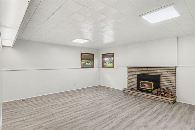 4029 Sunvalley Drive, Kalamazoo, MI 49008