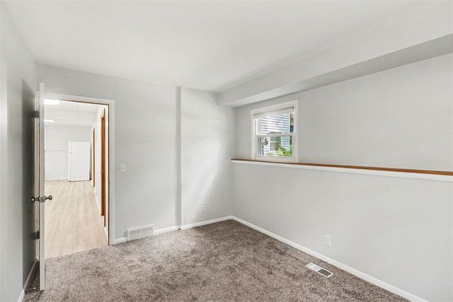 4029 Sunvalley Drive, Kalamazoo, MI 49008