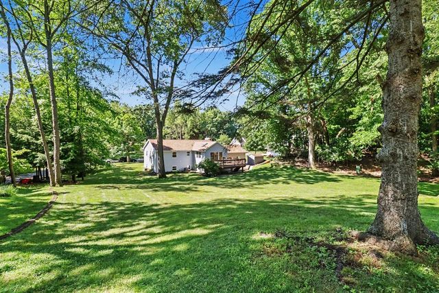 4029 Sunvalley Drive, Kalamazoo, MI 49008