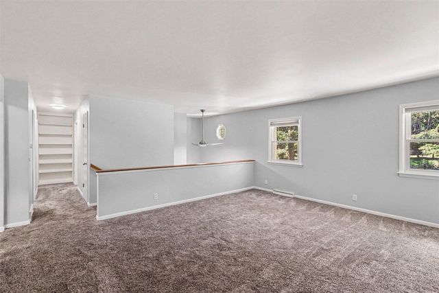 4029 Sunvalley Drive, Kalamazoo, MI 49008
