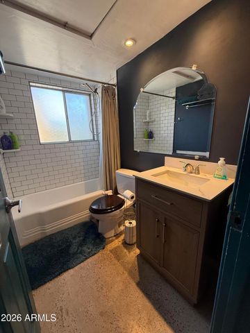353 E Thomas Road C307, Phoenix, AZ 85012