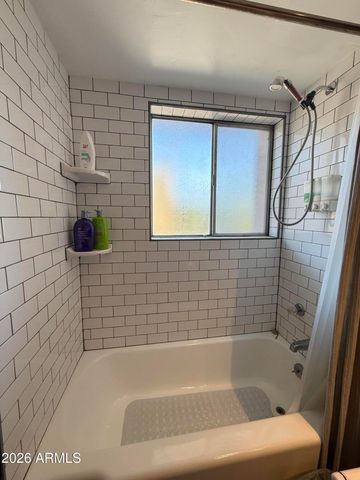 353 E Thomas Road C307, Phoenix, AZ 85012
