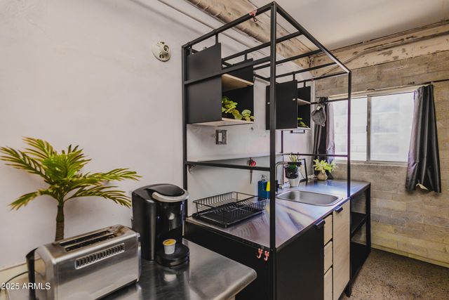 353 E Thomas Road C307, Phoenix, AZ 85012