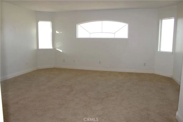 26180 Horizon Street, Apple Valley, CA 92308