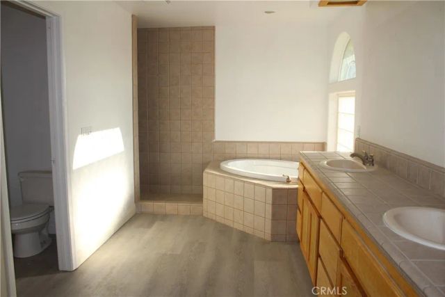 26180 Horizon Street, Apple Valley, CA 92308