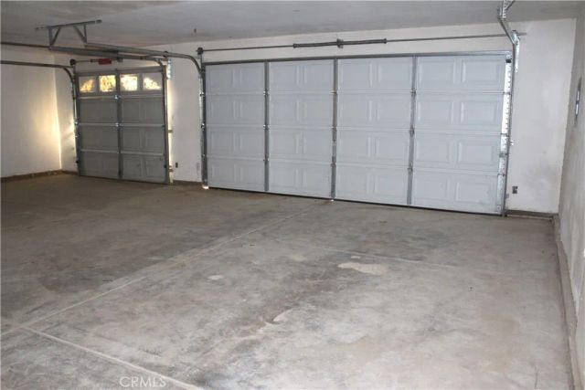 26180 Horizon Street, Apple Valley, CA 92308