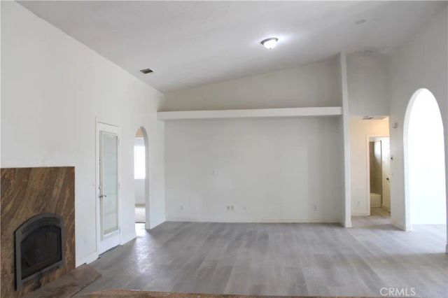 26180 Horizon Street, Apple Valley, CA 92308