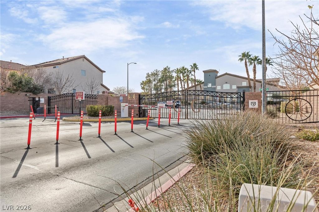 6786 Travertine Lane, Las Vegas, NV 89122