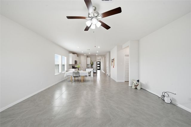 2703 Fairfield Landing Lane, Pearland, TX 77089