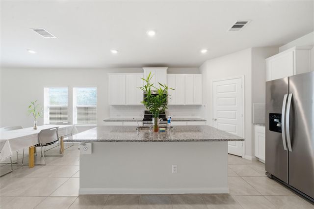 2703 Fairfield Landing Lane, Pearland, TX 77089