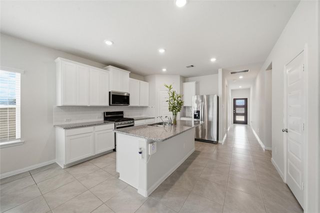 2703 Fairfield Landing Lane, Pearland, TX 77089