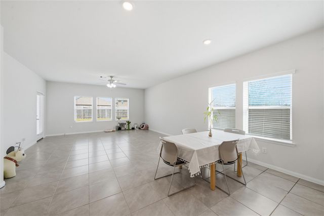 2703 Fairfield Landing Lane, Pearland, TX 77089