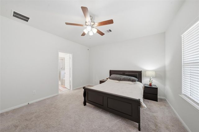 2703 Fairfield Landing Lane, Pearland, TX 77089