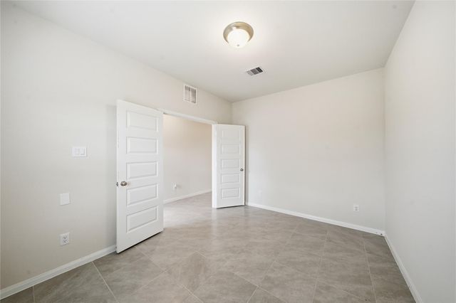 2703 Fairfield Landing Lane, Pearland, TX 77089