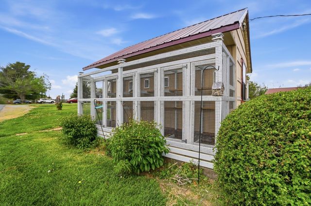 1532 Eads Road, Verona, KY 41092