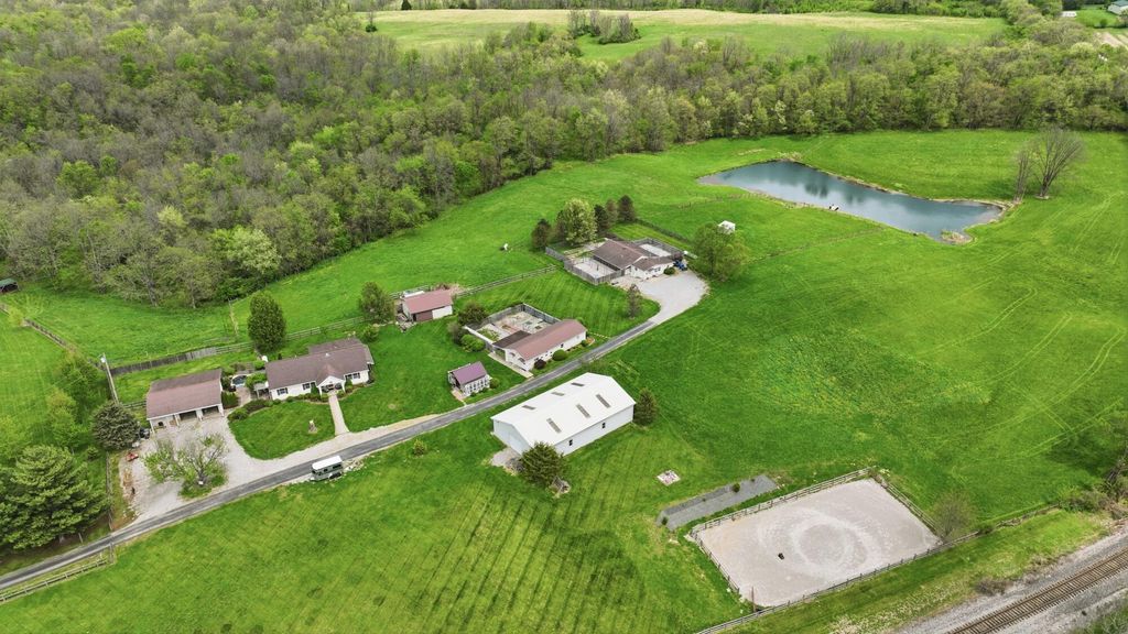 1532 Eads Road, Verona, KY 41092