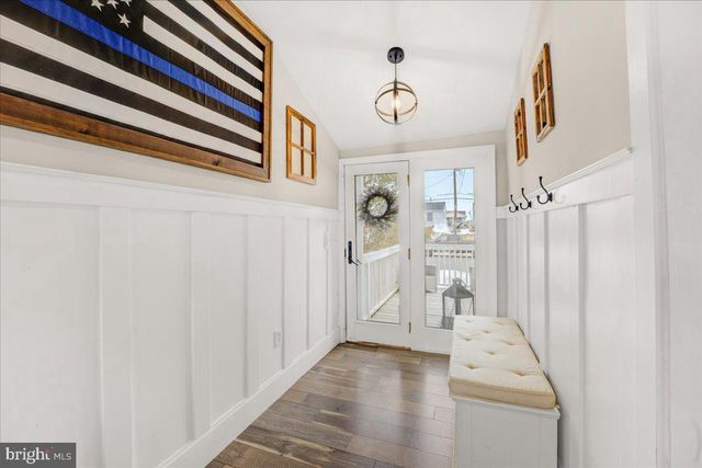 392 KINGFISHER RD, Tuckerton, NJ 08087