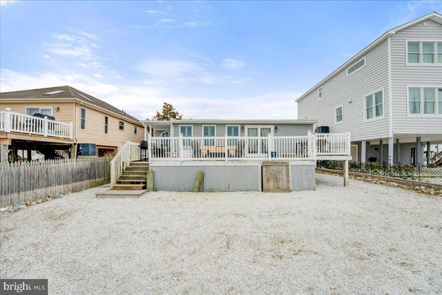 392 KINGFISHER RD, Tuckerton, NJ 08087