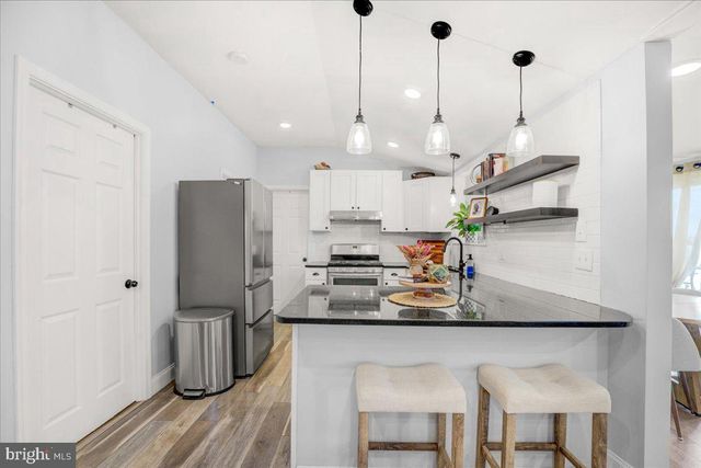 392 KINGFISHER RD, Tuckerton, NJ 08087