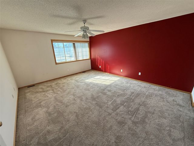 150 S Prairie View Drive 304, West Des Moines, IA 50266