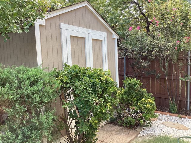 9120 Rose Court, Fort Worth, TX 76244