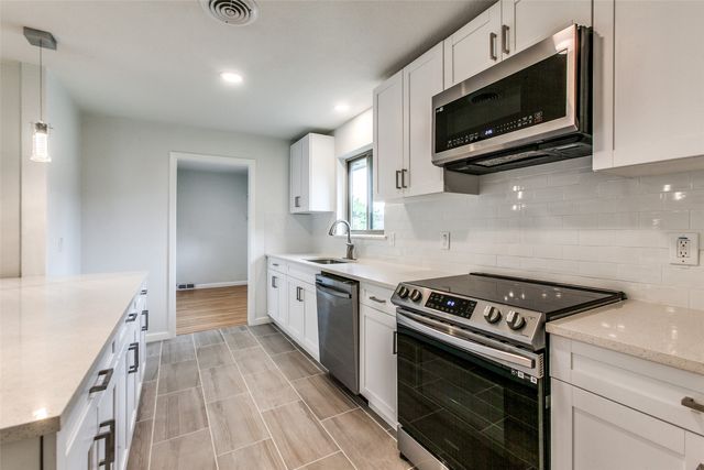 3517 Woodleigh Drive, Dallas, TX 75229
