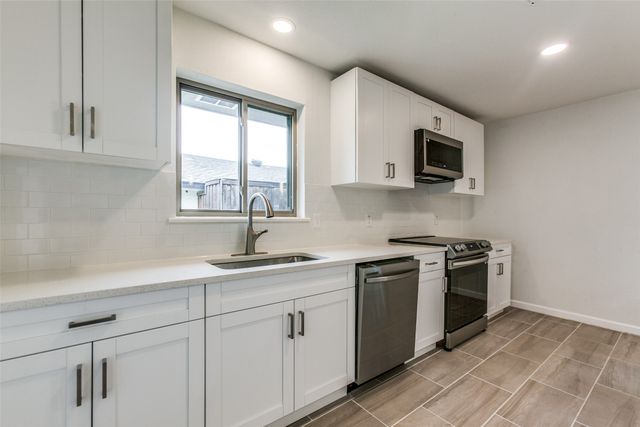 3517 Woodleigh Drive, Dallas, TX 75229