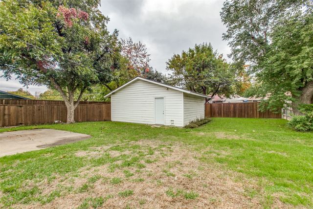 3517 Woodleigh Drive, Dallas, TX 75229