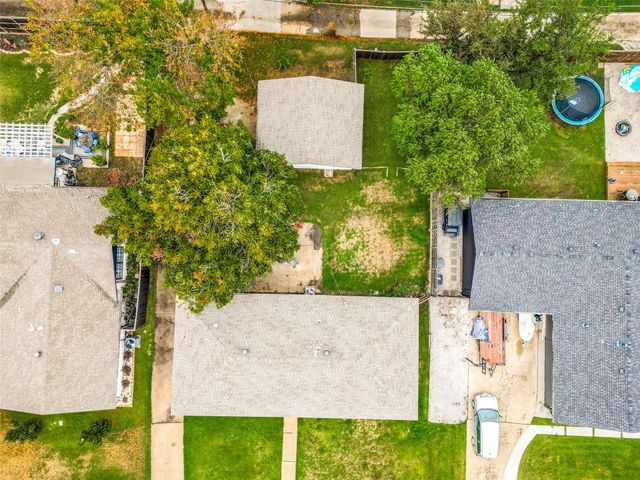 3517 Woodleigh Drive, Dallas, TX 75229