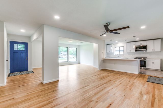 3517 Woodleigh Drive, Dallas, TX 75229