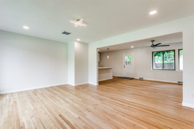 3517 Woodleigh Drive, Dallas, TX 75229