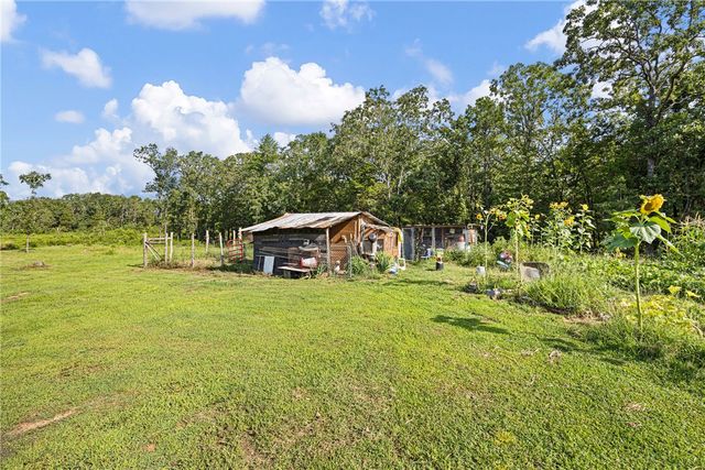 3429 River Mountain Road, Delaware, AR 72835