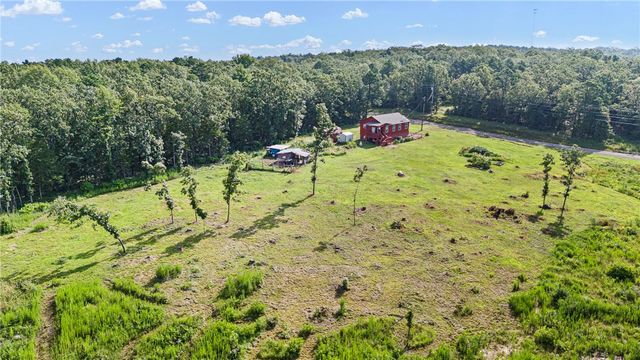 3429 River Mountain Road, Delaware, AR 72835