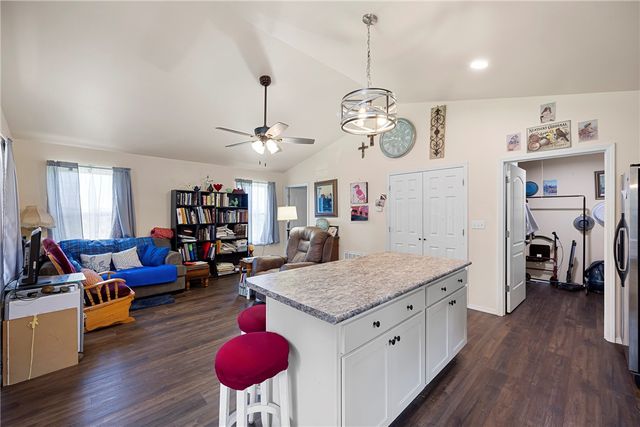 3429 River Mountain Road, Delaware, AR 72835