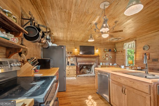 2417 Ga Highway 242, Sandersville, GA 31082