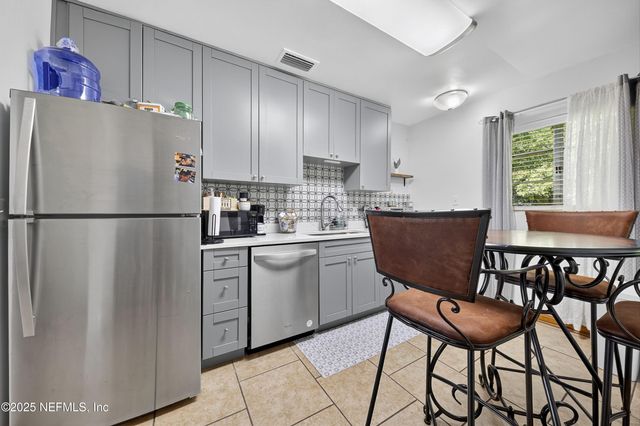 5261 PENNANT Drive, Jacksonville, FL 32244