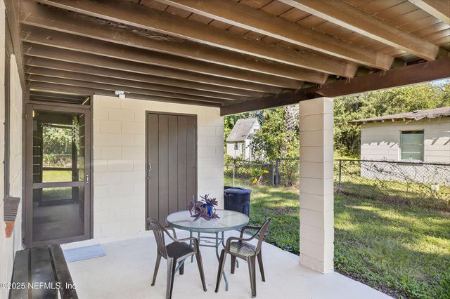 5261 PENNANT Drive, Jacksonville, FL 32244