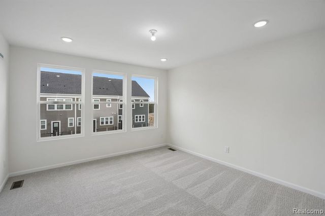 25421 Orwell Street, Novi, MI 48375