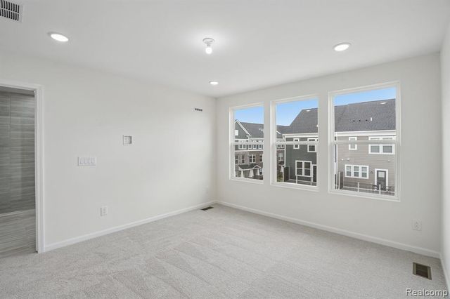 25421 Orwell Street, Novi, MI 48375