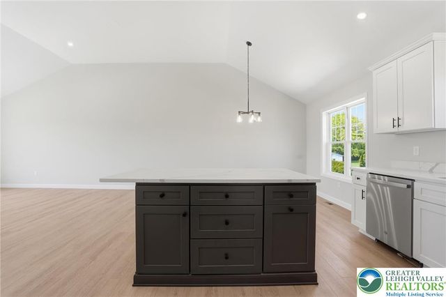 2905 Roosevelt Street, Bethlehem Twp, PA 18020