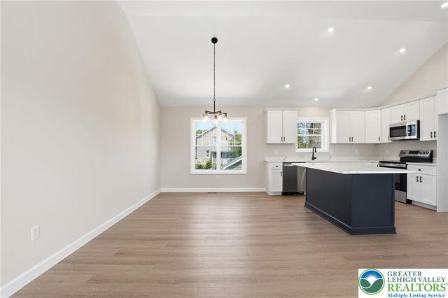 2905 Roosevelt Street, Bethlehem Twp, PA 18020
