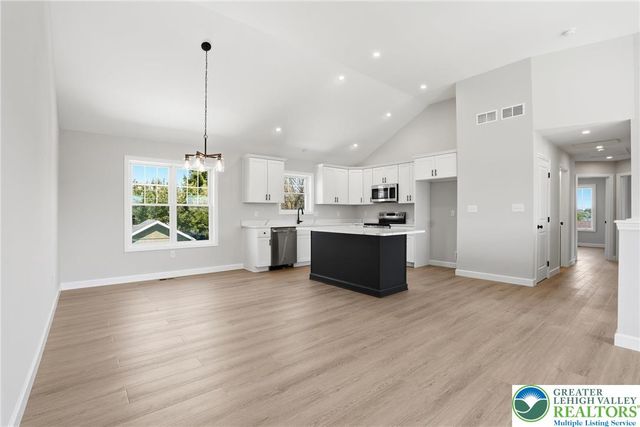 2905 Roosevelt Street, Bethlehem Twp, PA 18020