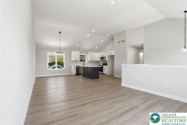 2905 Roosevelt Street, Bethlehem Twp, PA 18020
